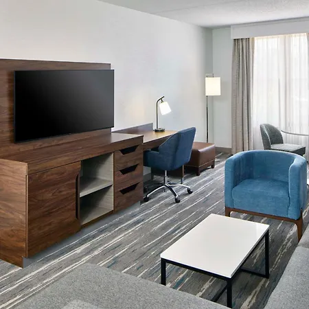 Hampton Inn & Suites Saratoga Springs Downtown-2