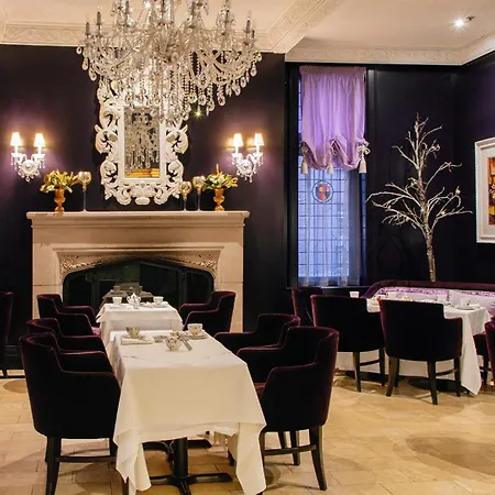 Windsor Arms Hotel-3