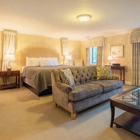 Red Coach Inn-2