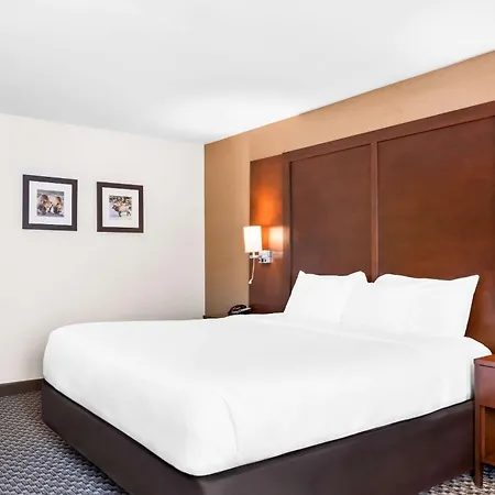 Comfort Inn At Buffalo Bill Village Resort-3