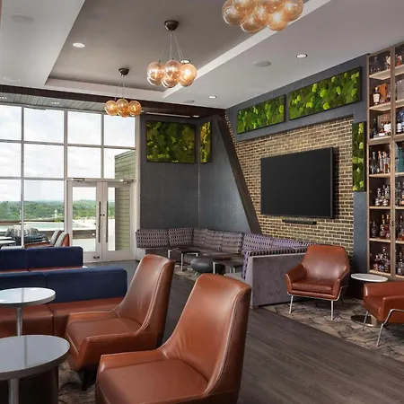 Embassy Suites By Hilton Knoxville Downtown-3