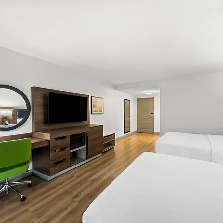 Hampton Inn Chattanooga-North-2