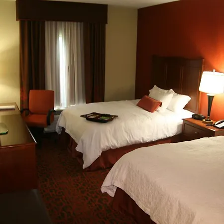 Hampton Inn Tomah-2