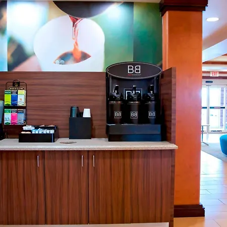 Fairfield Inn & Suites Ames-3
