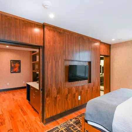 Springhill Suites By Marriott Wilmington Wrightsville Beach-3