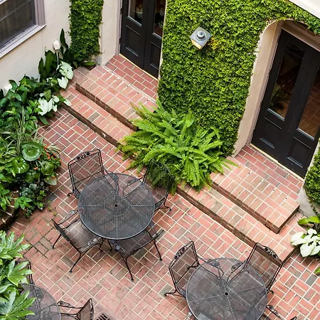 Kings Courtyard Inn-2