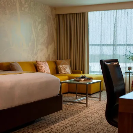 Renaissance Baton Rouge Hotel-3