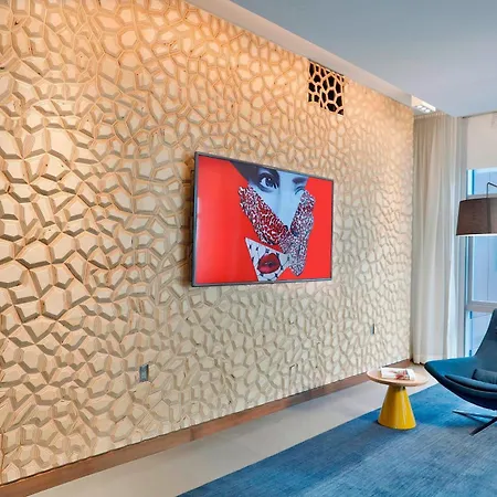 Aloft By Marriott Chicago Mag Mile-3