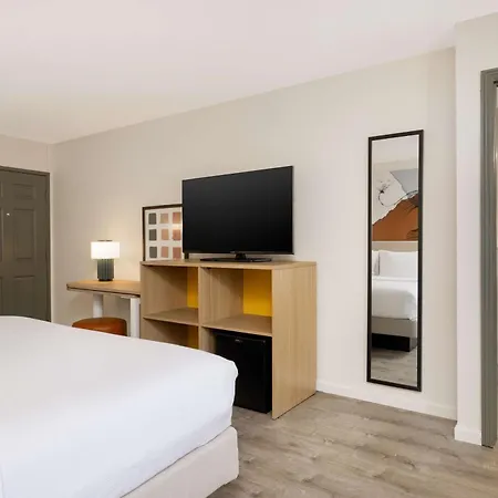 Spark By Hilton Rock Springs-3