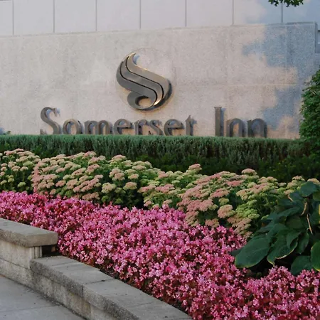 Somerset Inn Troy-3