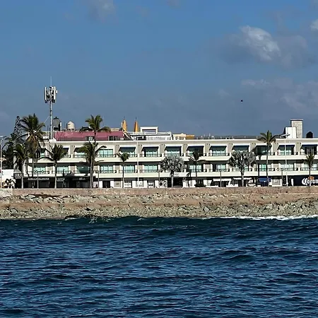Hotel La Siesta Malecon-2