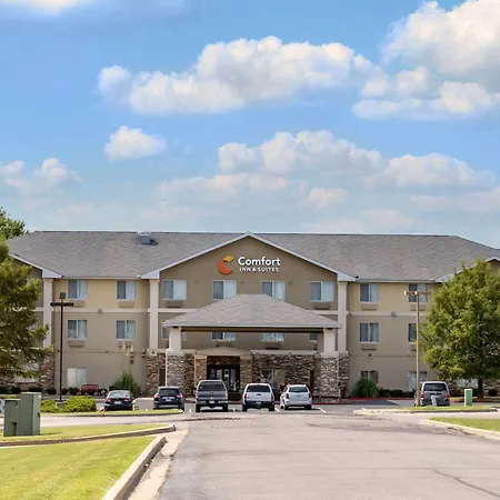 Comfort Inn & Suites Pittsburg Ks-3