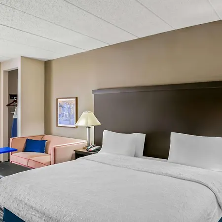 Hampton Inn Bowie-3