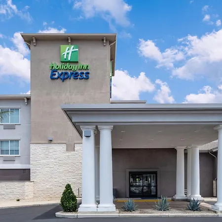 Holiday Inn Express Lodi By Ihg-3