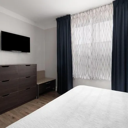 Wingate By Wyndham Savannah Gateway-3