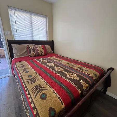 Apache Motel-2