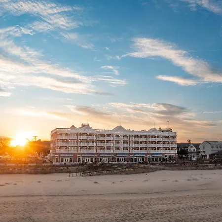 Boardwalk Plaza Hotel-3