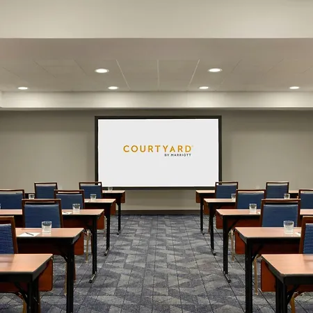 Courtyard By Marriott Greenville-2