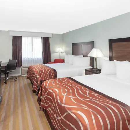 Baymont By Wyndham Grand Haven-2