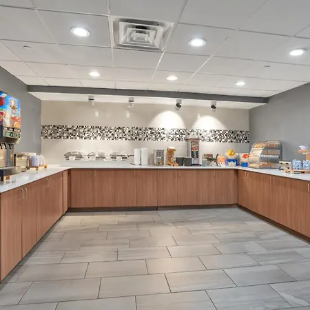 Alexis Inn And Suites Hotel-2