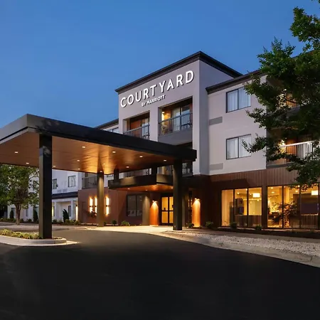 Courtyard By Marriott Lynchburg-3