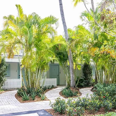 Islander Resort-2