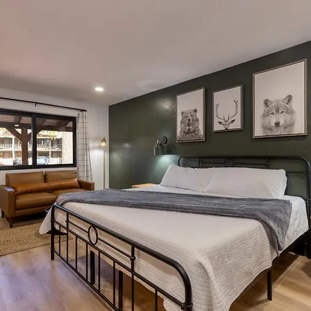 Timberlodge Inn-2