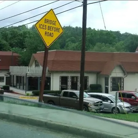 Welcome To Alpine Crest-2