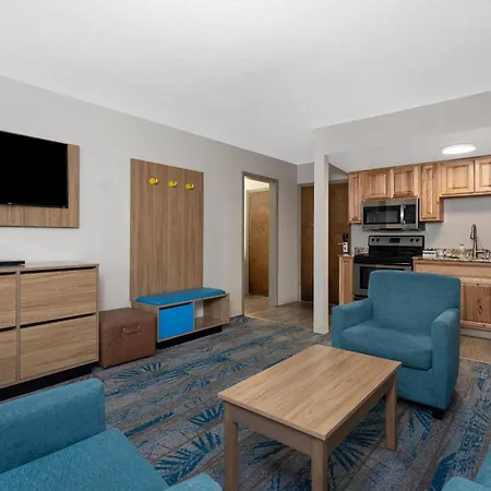 Days Inn And Suites By Wyndham Downtown Missoula-University-3