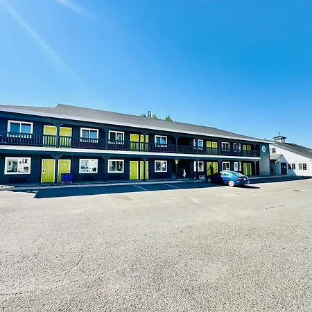 The Beaverhead Lodge-3