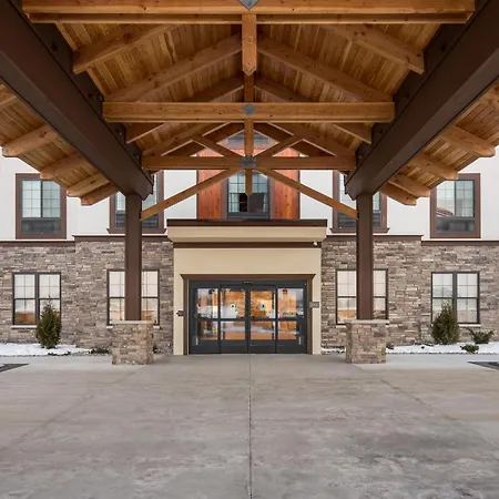 Mainstay Suites Gaylord-2