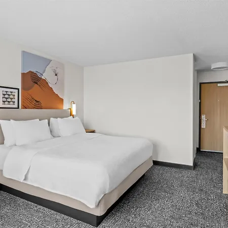 Spark By Hilton Traverse City-3