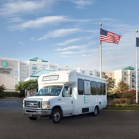 Embassy Suites By Hilton Philadelphia Airport-3