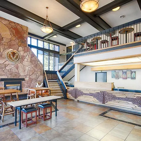 Red Lion Inn & Suites Missoula-3