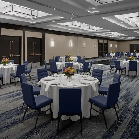 Courtyard By Marriott Pittsburgh University Center-3