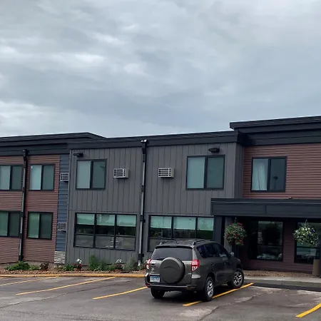 Days Inn & Suites By Wyndham Duluth By The Mall-3