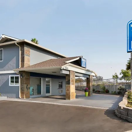 Torch Lite Inn At The Beach Boardwalk-3