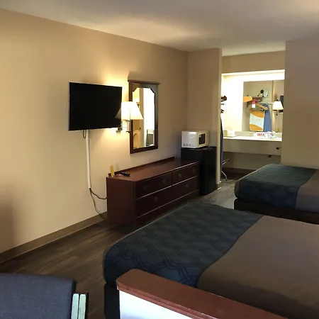 Days Inn By Wyndham Helen-3
