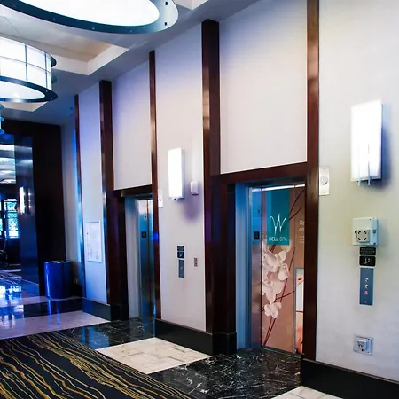 The Lapis Suite At Platinum Hotel-3