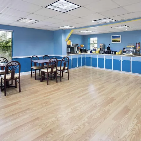 Quality Inn Waycross-3