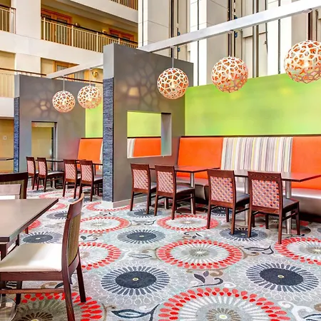 Embassy Suites By Hilton Chicago O'Hare Rosemont-2