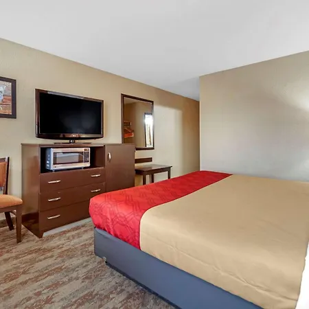 Econo Lodge Black Hills-3