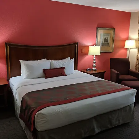 Ramada By Wyndham Raleigh-3