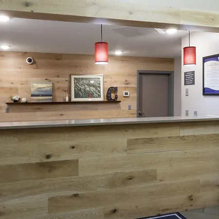 Country Inn & Suites By Radisson, Fargo, Nd-3
