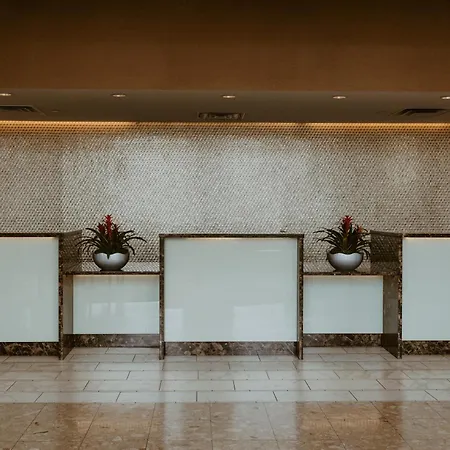 The Lincoln Marriott Cornhusker Hotel-3