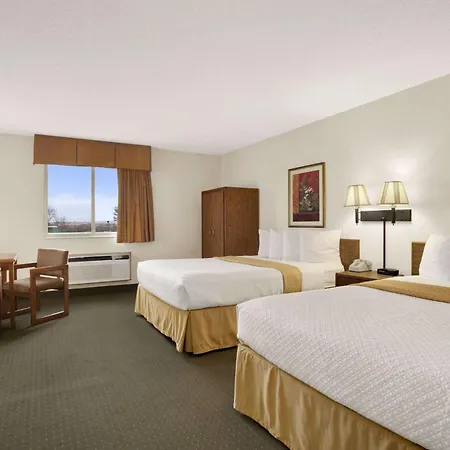 Days Inn By Wyndham Rapid City-3