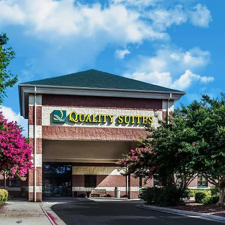 Quality Suites Lake Wright - Norfolk Airport-2
