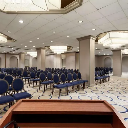 Doubletree By Hilton Newark Penn Station, Nj-2