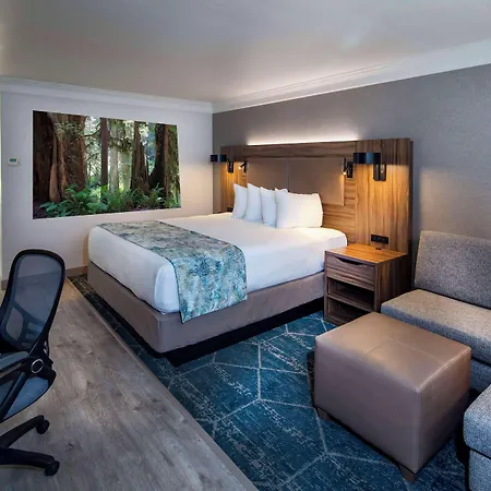 Best Western Plus Humboldt Bay Inn-3