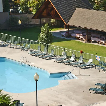 Glenstone Lodge-2